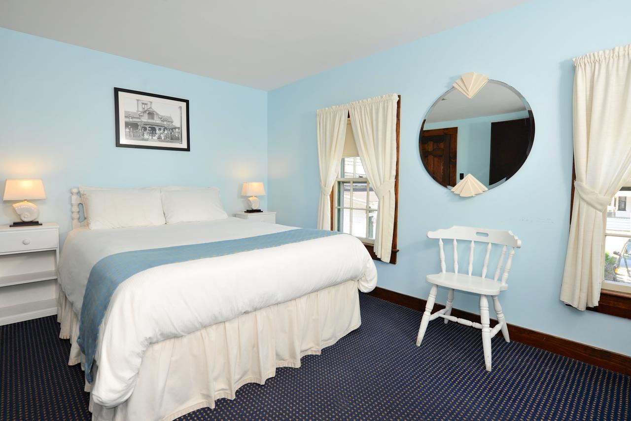 Pequot Hotel Oak Bluffs Exterior photo
