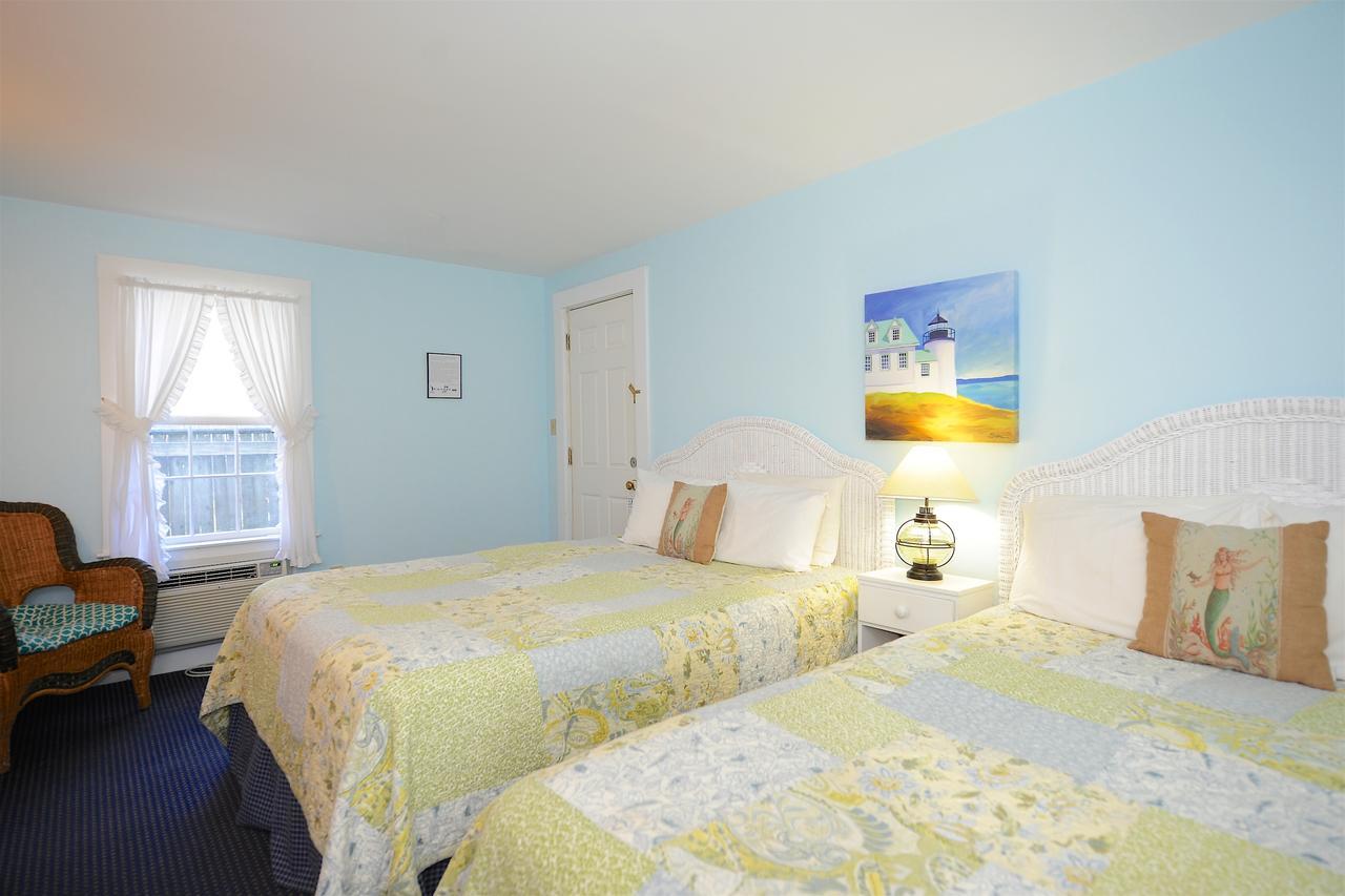 Pequot Hotel Oak Bluffs Exterior photo